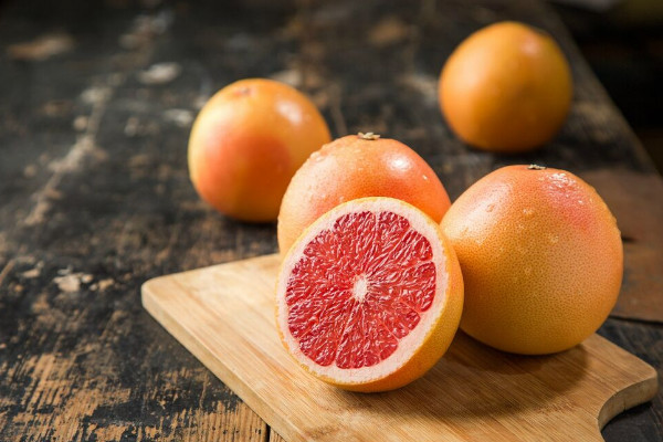 胡柚和柚子的区别，大小/颜色/口感/营养不同